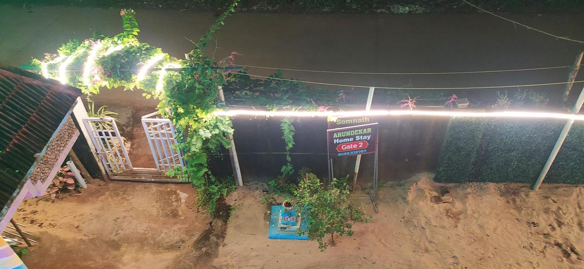 Ratnakar Arundekar Home Stay In Beach Side Ac Room 戈卡尔纳 外观 照片